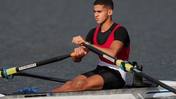 عمر حسام يحصد المركز التاسع عالميا في بطولة العالم للتجديف تحت 23 عاما