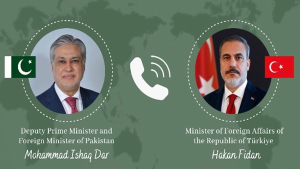 وزيرا خارجية باكستان وتركيا يبحثان تطورات الوضع الإقليمي والدولي