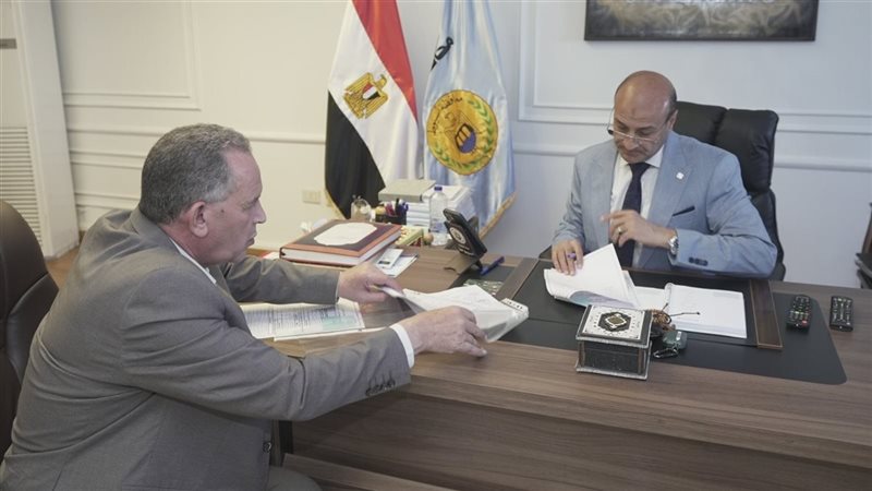 محافظ أسيوط يعتمد تنسيق القبول بالثانوي العام بحد أدنى 228 درجة والخدمات 215