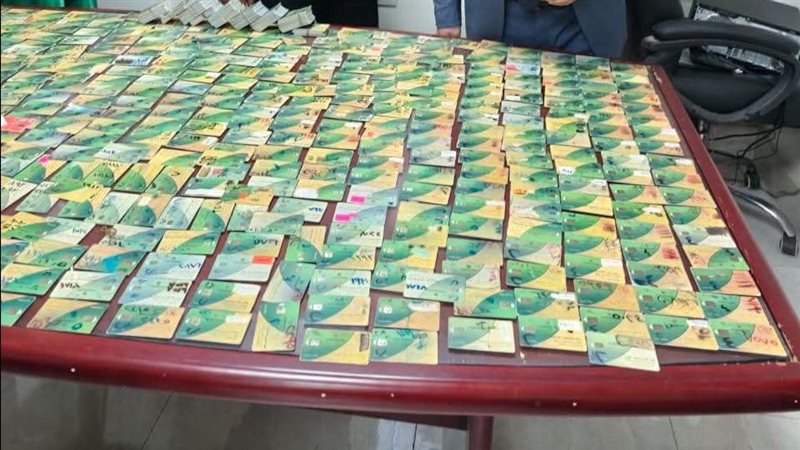 ضبط 812 بطاقة تموينية داخل مخبز بالجيزة للاستيلاء على أموال الدعم