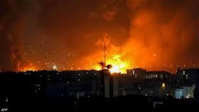 وكالة مهر: دوي 3 انفجارات في مدينة كنارك الإيرانية