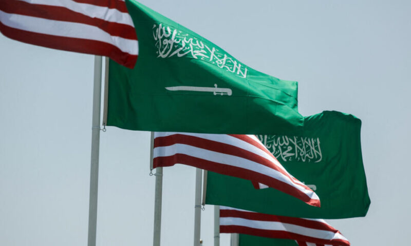 مباشر: السعودية تعلن ضربات منسقة مع واشنطن ضد ميليشيات موالية لإيران في العراق