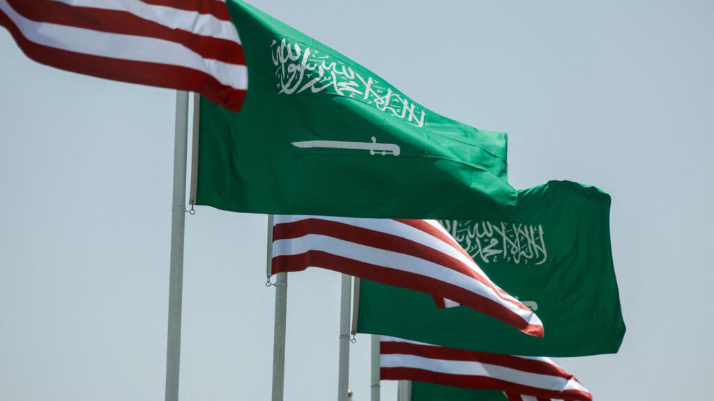 مباشر: السعودية تعلن ضربات منسقة مع واشنطن ضد ميليشيات موالية لإيران في العراق