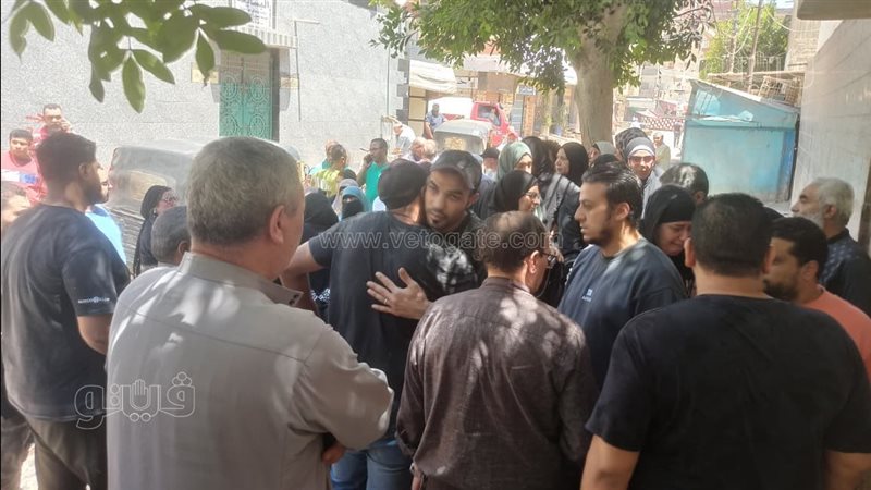 تشييع جثمان طفل حمام سباحة نادي غزل المحلة (صور)