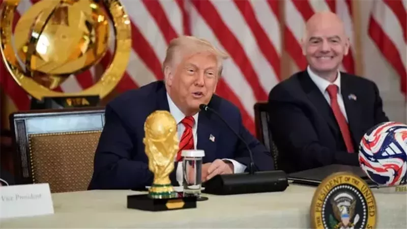 من موسوليني لـ ترامب، التدخلات السياسية تهز كأس العالم عبر التاريخ