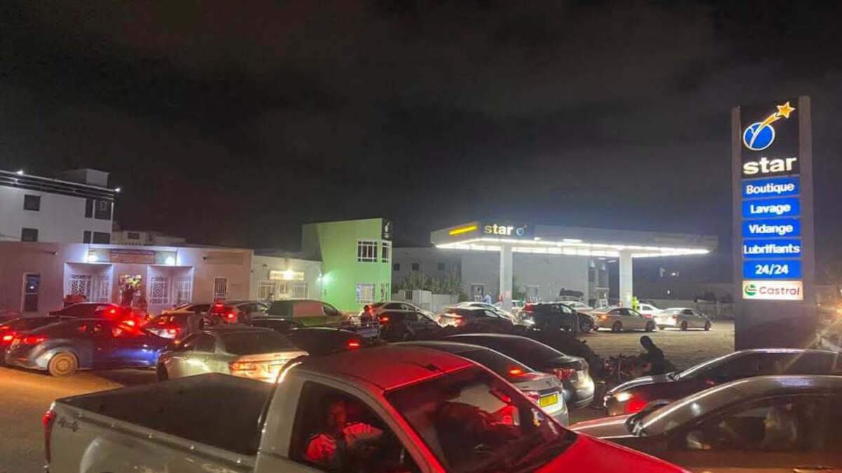 طوابير الوقود تتجدد في موريتانيا والسلطات تؤكد: أزمة مؤقتة