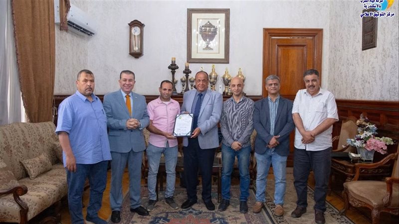 مياه الإسكندرية تُعزز شراكاتها المجتمعية لدعم الأسر الأكثر احتياجًا وتطوير خدماتها