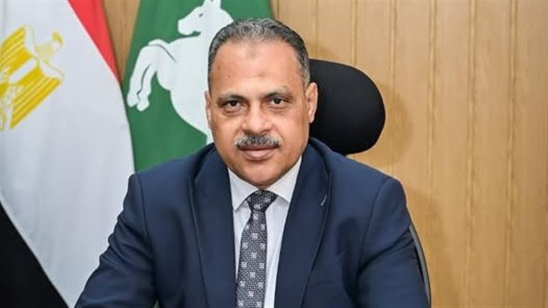 محافظة الشرقية تفحص 86 شكوى بيئية وتعاين 8 مواقع لإنشاء محطات محمول