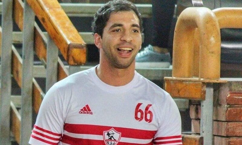 أحمد الأحمر يكشف أسباب انضمامه للبنك الأهلي.. ورسالته لجماهير الزمالك