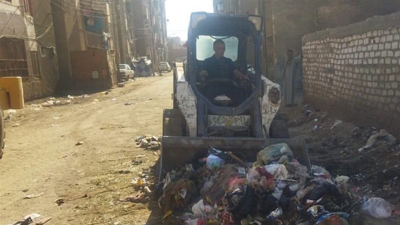 محافظ أسيوط: تكثيف حملات النظافة ورفع المخلفات لتحسين المظهر الحضاري بأبوتيج