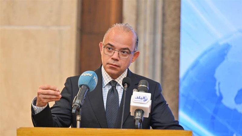 لخفض تكاليف النقل والتجارة، وزير الاستثمار يشهد توقيع اتفاقية الضمان بين الغرف التجارية والجمارك