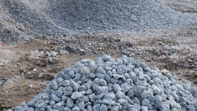 أسعار الزلط في سوق مواد البناء اليوم الأربعاء