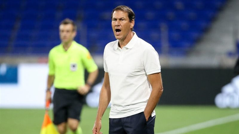 مدرب بلجيكا يهاجم الفيفا بسبب مجاملة مهاجم أمريكا في كأس العالم
