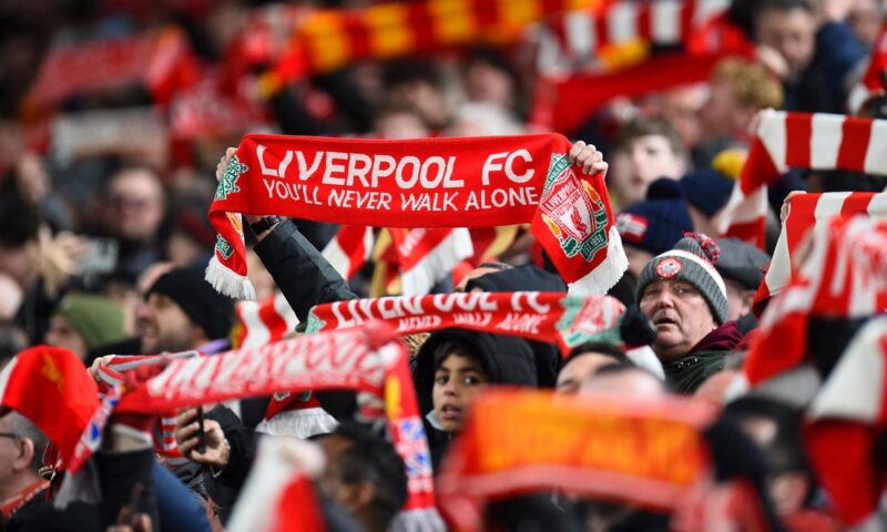 ملاك “ليفربول” يفاوضون مستثمرين هنوداً لبيع حصة أقلية بقيمة 6 مليارات دولار