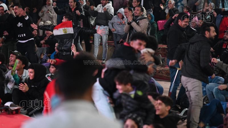 جماهير القليوبية تساند منتخب مصر أمام الأرجنتين بالأعلام والهتافات (فيديو)