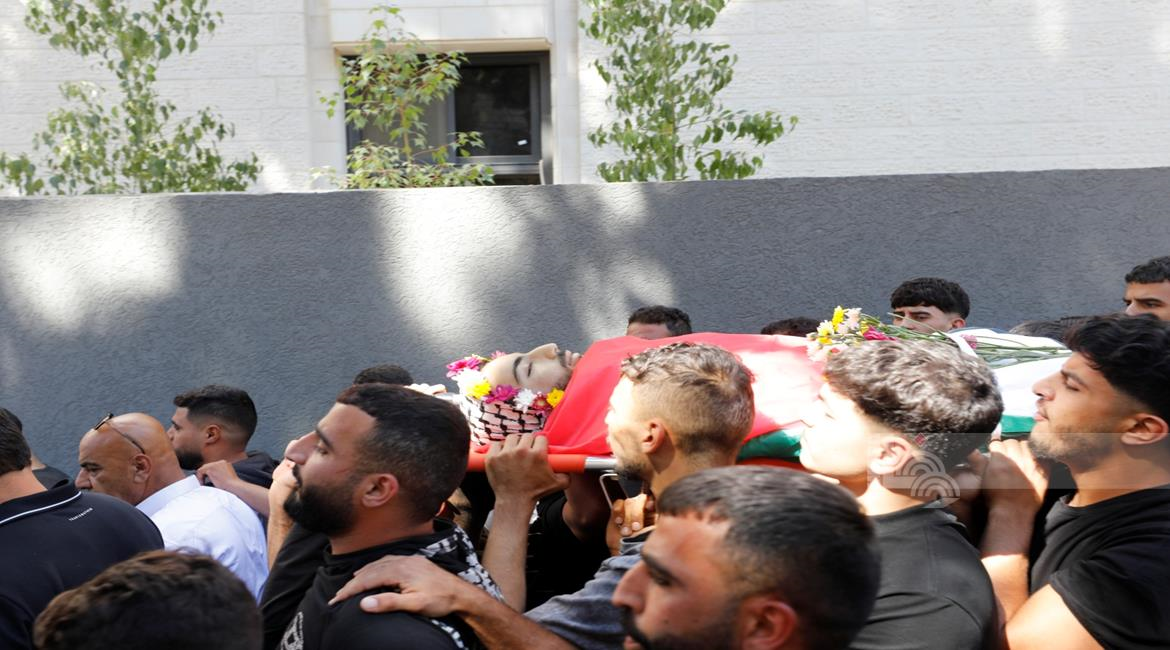 إصابة العشرات بالاختناق.. الاحتلال يهاجم بيت عزاء الشهيد فادي النعسان في المغير