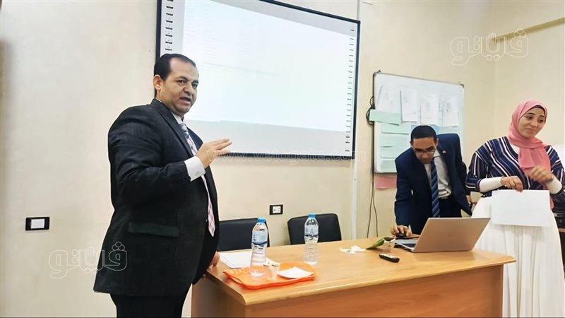مديرية العمل ببني سويف تنفذ 23 حملة تفتيشية وتوفر 239 عقدا بالخارج