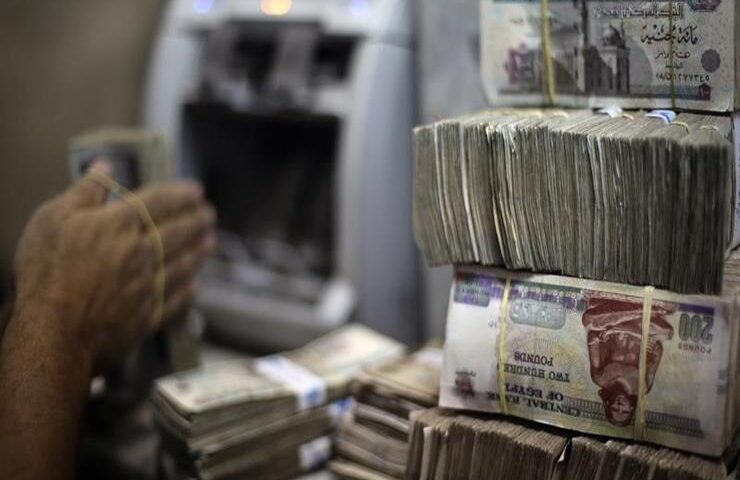 ما الفرق بين البيع بالتقسيط والربا؟ الإفتاء تكشف عنه