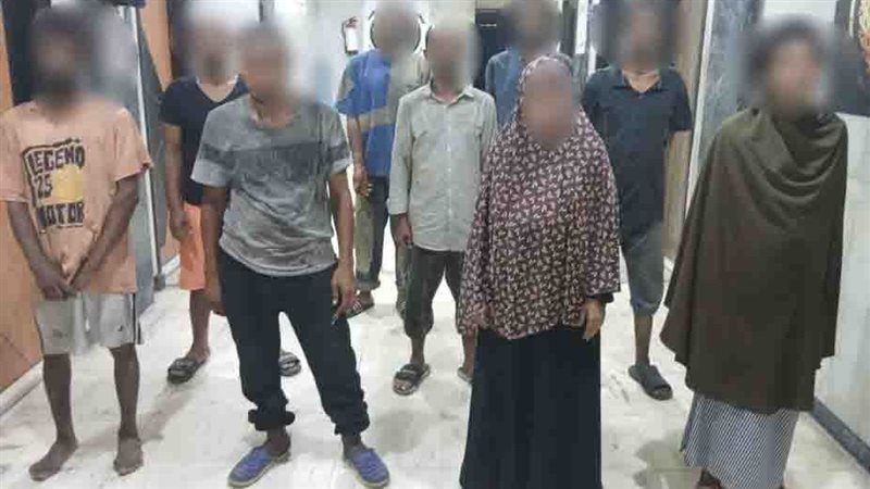 ضبط 10 أشخاص بالجيزة لاستغلالهم أطفالا في التسول وبيع السلع بطريقة إلحاحية