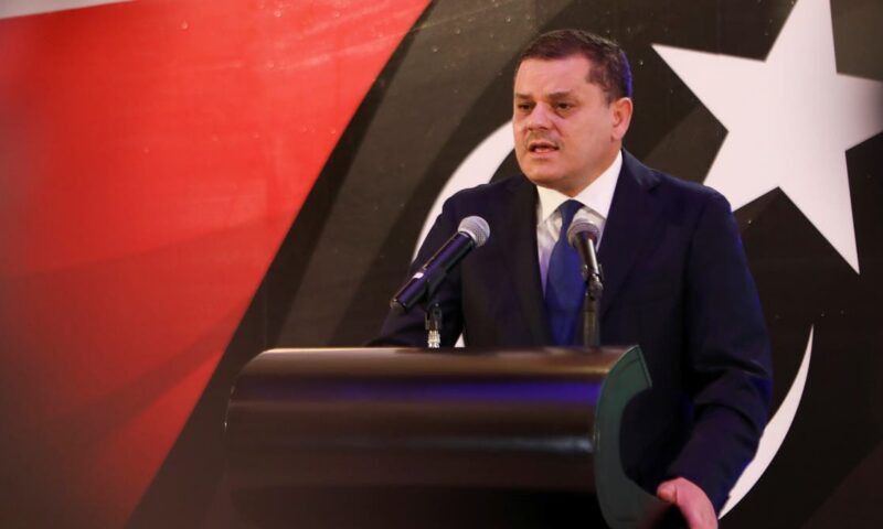 احتجاجات غرب ليبيا تشلّ مؤسسات الدولة وتزيد الضغوط على حكومة الدبيبة