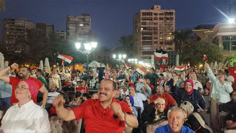 فرحة أهل المنصورة بالهدف الثاني لمنتخب مصر أمام الارجنتين (فيديو)