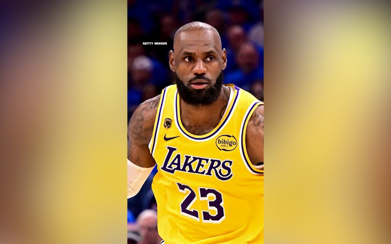 ليبرون جيمس يشعل التكهنات بعد رحيله عن “ليكرز”.. إلى أين سيتجه؟