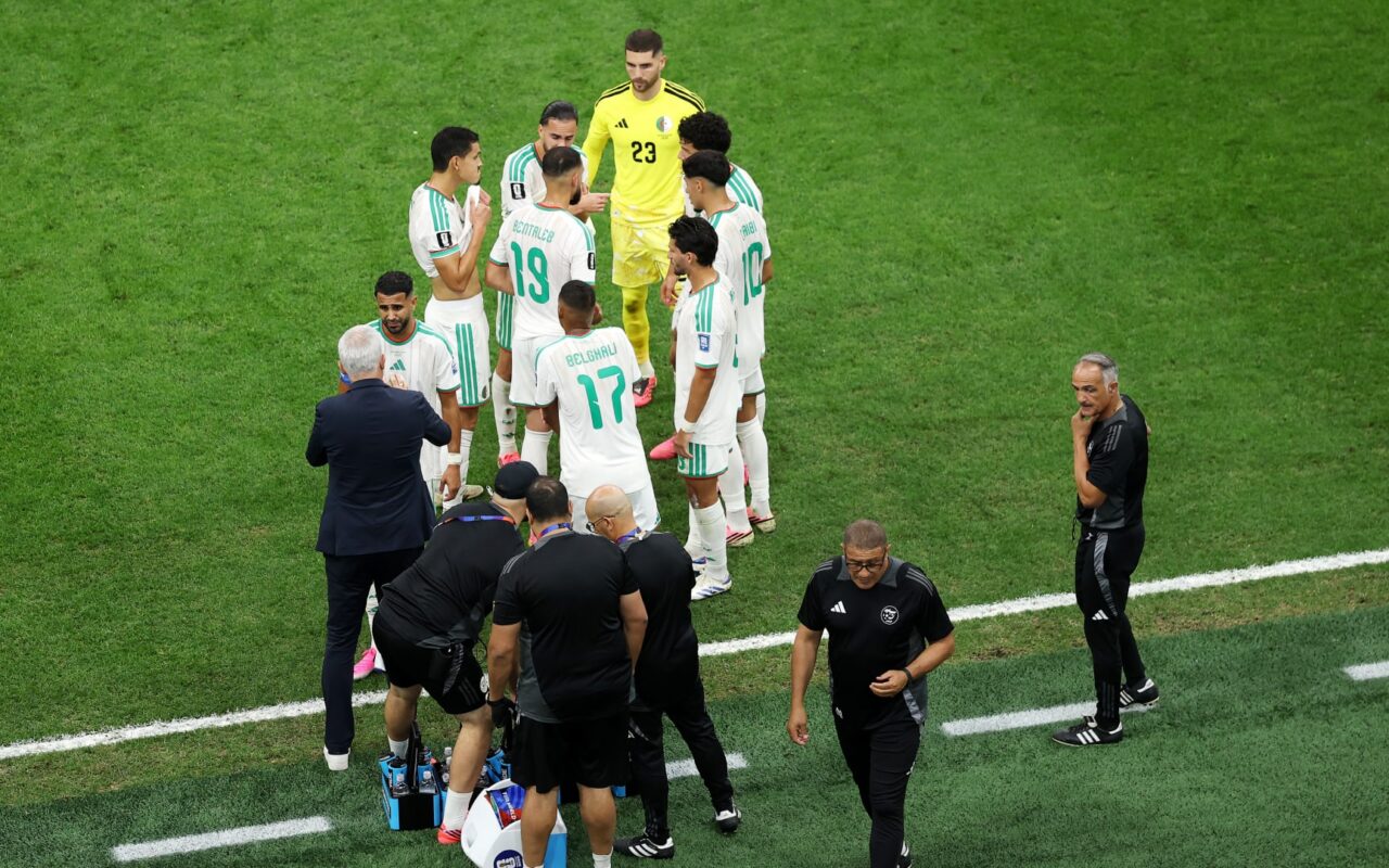 ماذا فعل لاعبو منتخب الجزائر بعد إقصائهم من كأس العالم 2026؟