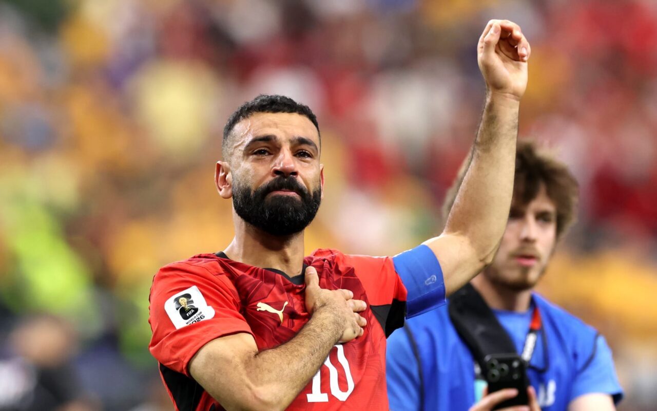 تداول لقطة “مؤثرة” لمحمد صلاح بعد مباراة مصر وأستراليا