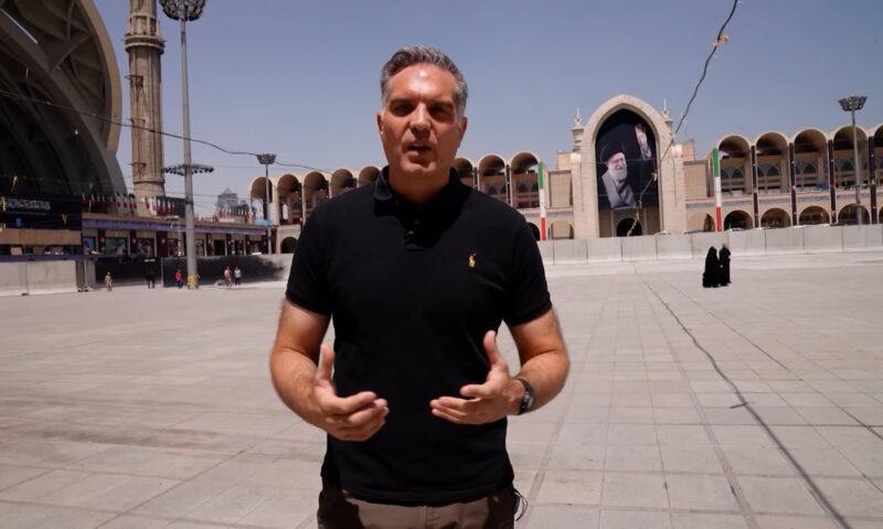 إيران تُشيّع علي خامنئي في جنازة تاريخية.. 20 مليون مشارك متوقع ووعود بالانتقام