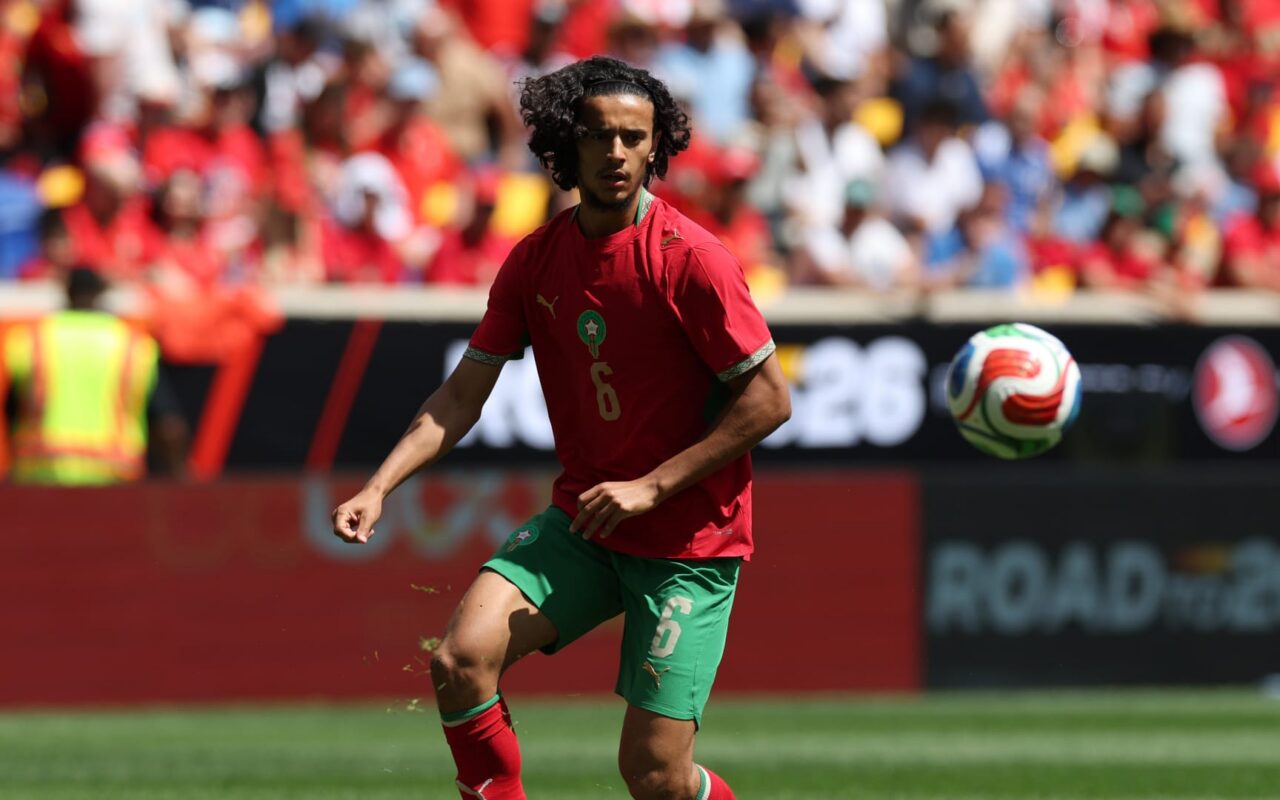 نادي ليل الفرنسي يحدد شرطًا وحيدًا مقابل التخلي عن أيوب بوعدي