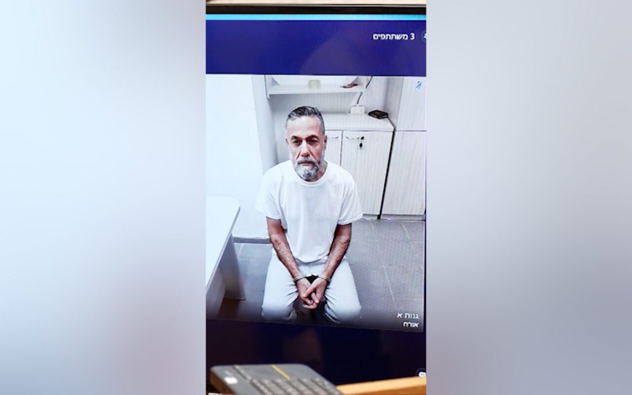 “أحضروني هنا لقتلي”.. الطبيب حسام أبو صفية يقول إنه يواجه الموت خلال احتجازه بإسرائيل