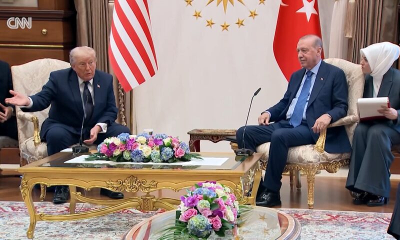 شاهد كيف رد ترامب على سؤال بشأن بيع مقاتلات F-35 لتركيا