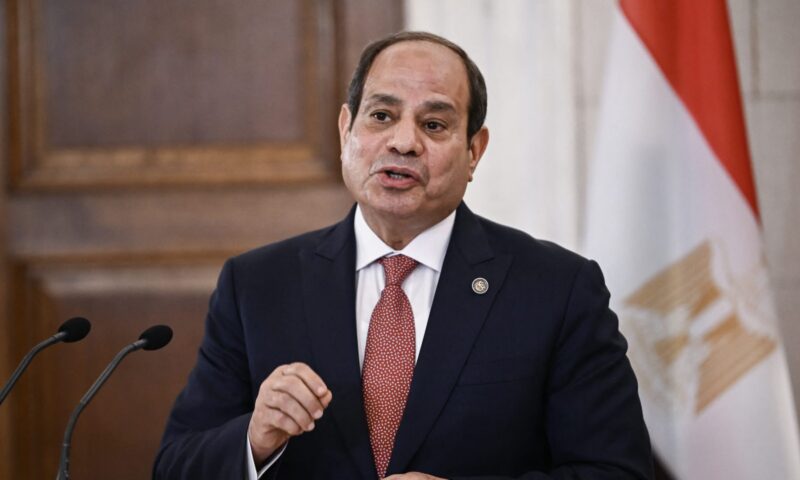 أول تعليق من السيسي بعد خسارة مصر من الأرجنتين