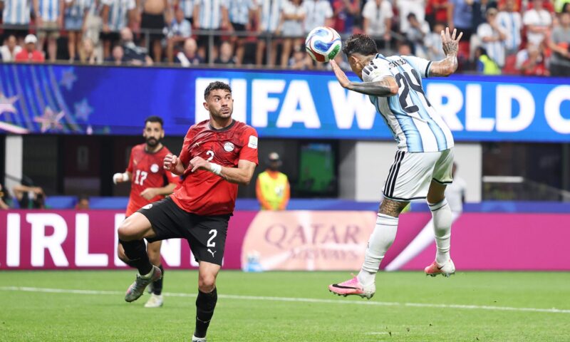 عزالدين الكلاوي يكتب: “الفراعنة” خرجوا برأس مرفرع بعد إحراج ميسي ونجوم “التانغو”