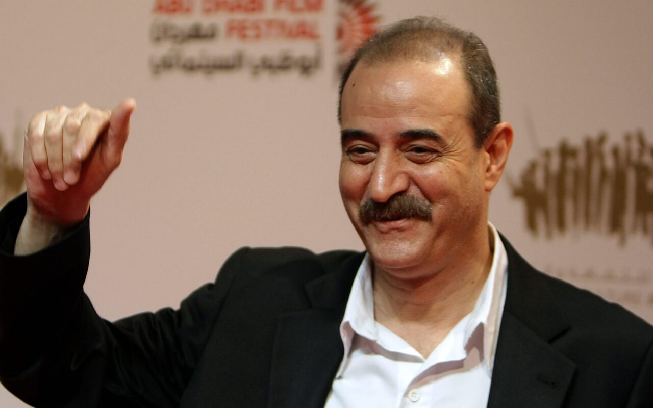 “كم أسعدت روحي”.. بسام كوسا يحتفل بحصول نجله على الدكتوراه في فيزياء الفضاء