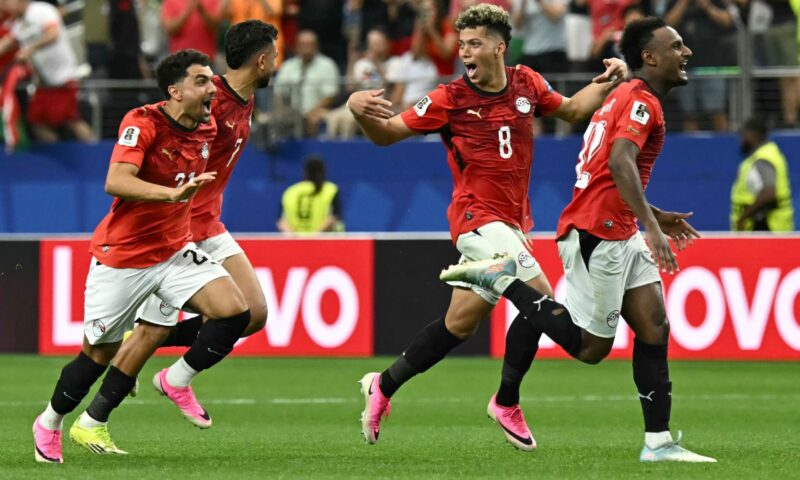 الكشف عن موعد استقبال السيسي لبعثة منتخب مصر بعد عودتها إلى البلاد