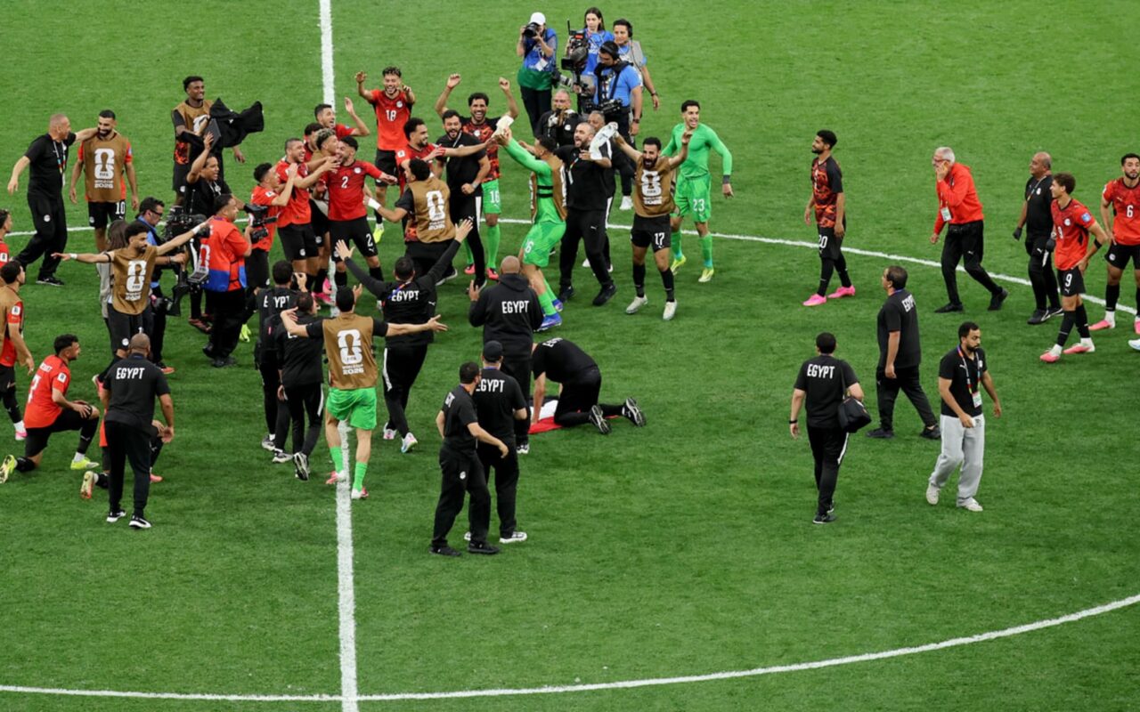 سيارة هدية لجميع أفراد بعثة منتخب مصر يقدمها رجل أعمال إماراتي
