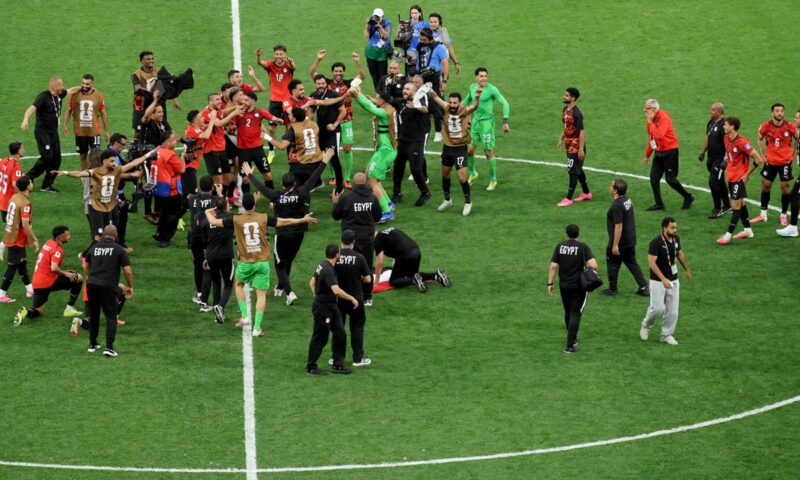 سيارة هدية لجميع أفراد بعثة منتخب مصر يقدمها رجل أعمال إماراتي