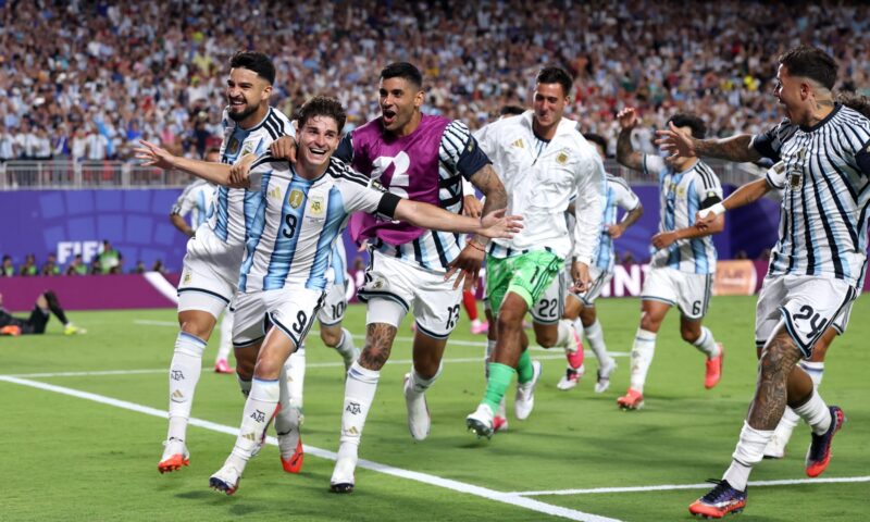 الأرجنتين تتجاوز سويسرا بشق الأنفس وتبلغ نصف نهائي المونديال