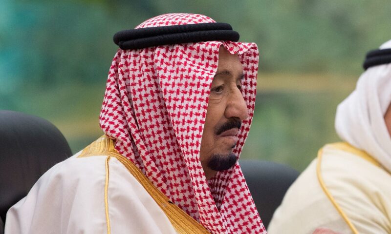 السعودية.. الملك سلمان يصدر 9 أوامر ملكية بإعفاء وتنصيب مسؤولين بالدولة