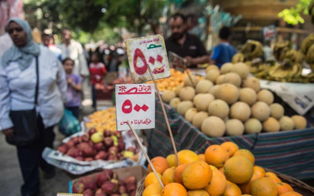مصر: حذف 850 ألف مستفيد من بطاقات التموين وطلبات إحاطة بشأن الضوابط