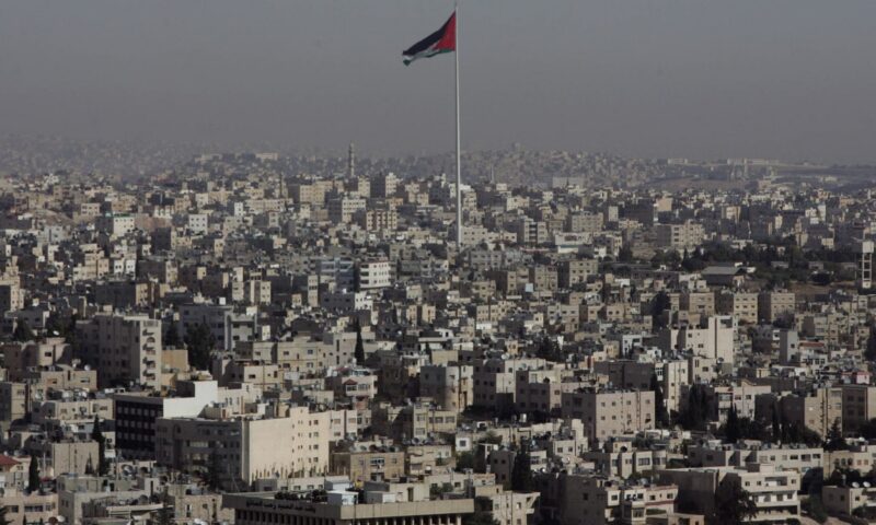 الأردن يعلن اعتراض وإسقاط 4 صواريخ أُطلقت من إيران