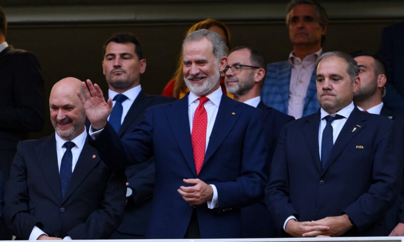 هكذا احتفل ملك إسبانيا بتأهل منتخب بلاده لنهائي كأس العالم