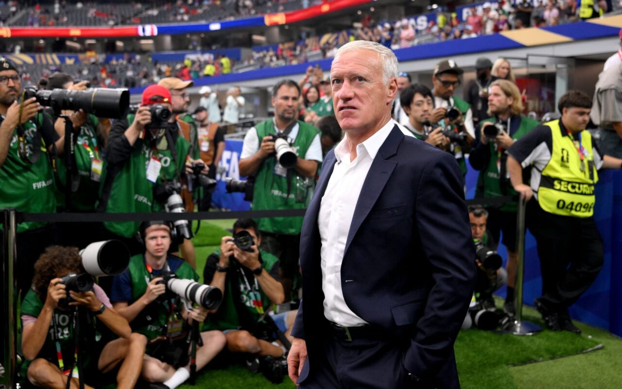 ديشان ينتقد هذا الشخص بعد إخفاق فرنسا ببلوغ نهائي مونديال 2026
