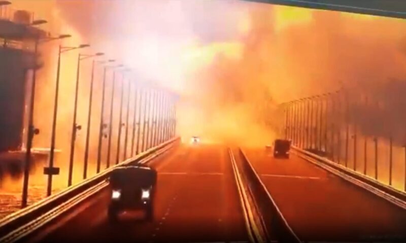 فيديو متداول بزعم عرضه “لحظة تفجير الجسر الرابط بين السعودية والبحرين”.. ما حقيقته؟
