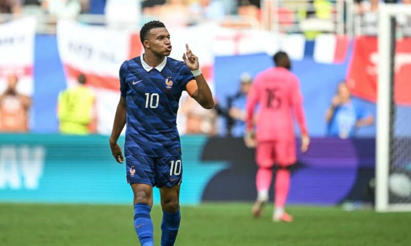 مبابي يصبح الهداف التاريخي لكأس العالم.. كم رصيده؟