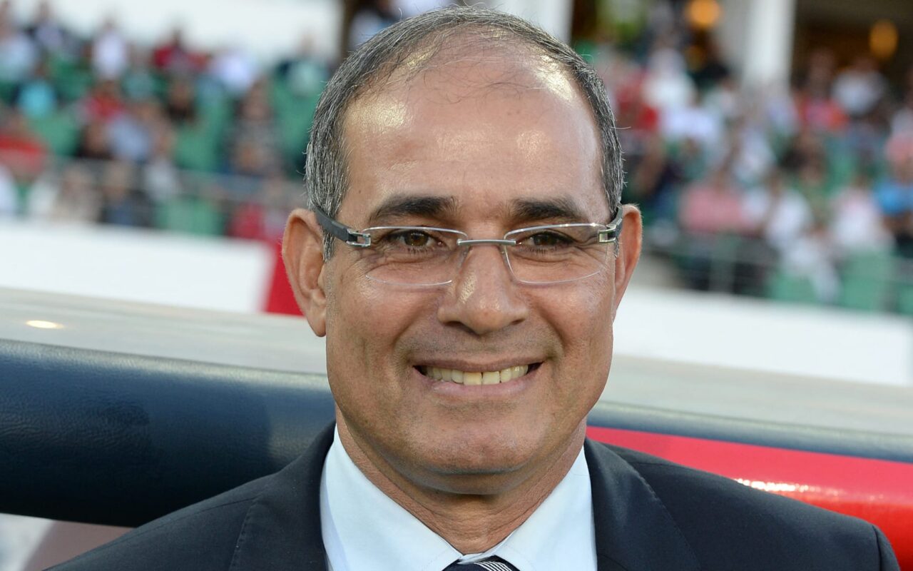خلفاً لجمال السلامي.. تكليف مدرب مغربي جديد بقيادة منتخب الأردن