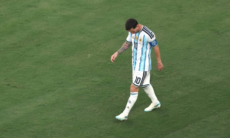 هذا ما فعله ميسي بعد خسارة الأرجنتين نهائي كأس العالم