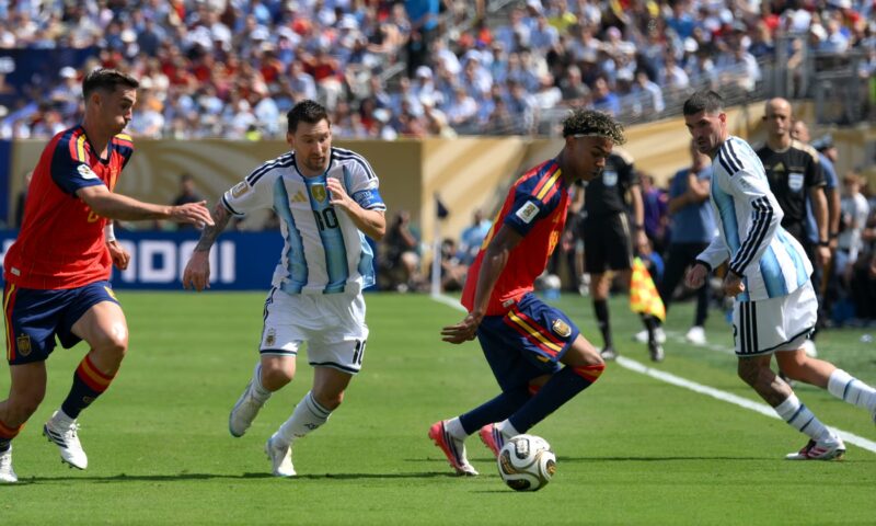 عز الدين الكلاوي يكتب: إسبانيا تنتزع كأس العالم من “التانغو” بعد مباراة درامية