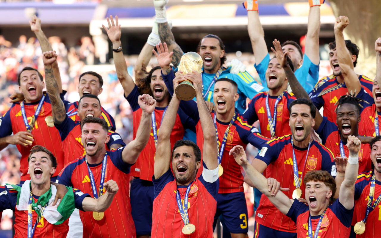 بـ6 كلمات ..علاء مبارك يعلق على فوز إسبنايا بلقب بطولة كأس العالم 2026
